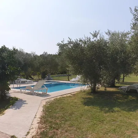 Apartment In Holiday Home With Private Pool Garden With Grill Airco And Wifi Apartment Banjole