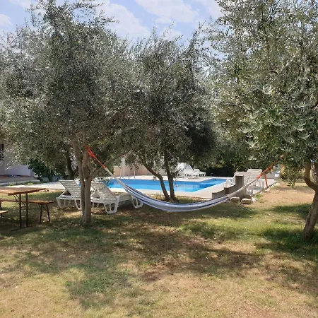 Apartment In Holiday Home With Private Pool Garden With Grill Airco And Wifi Apartment *